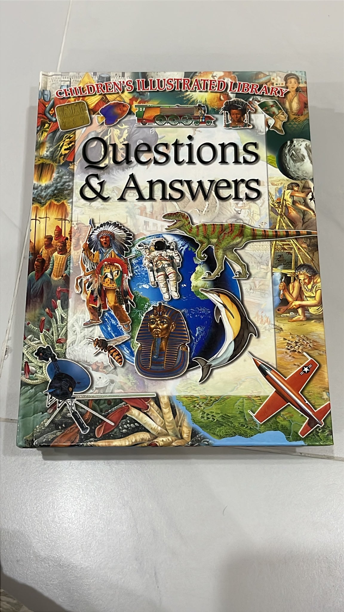 Questions and Answers (Children's Illustrated Library)